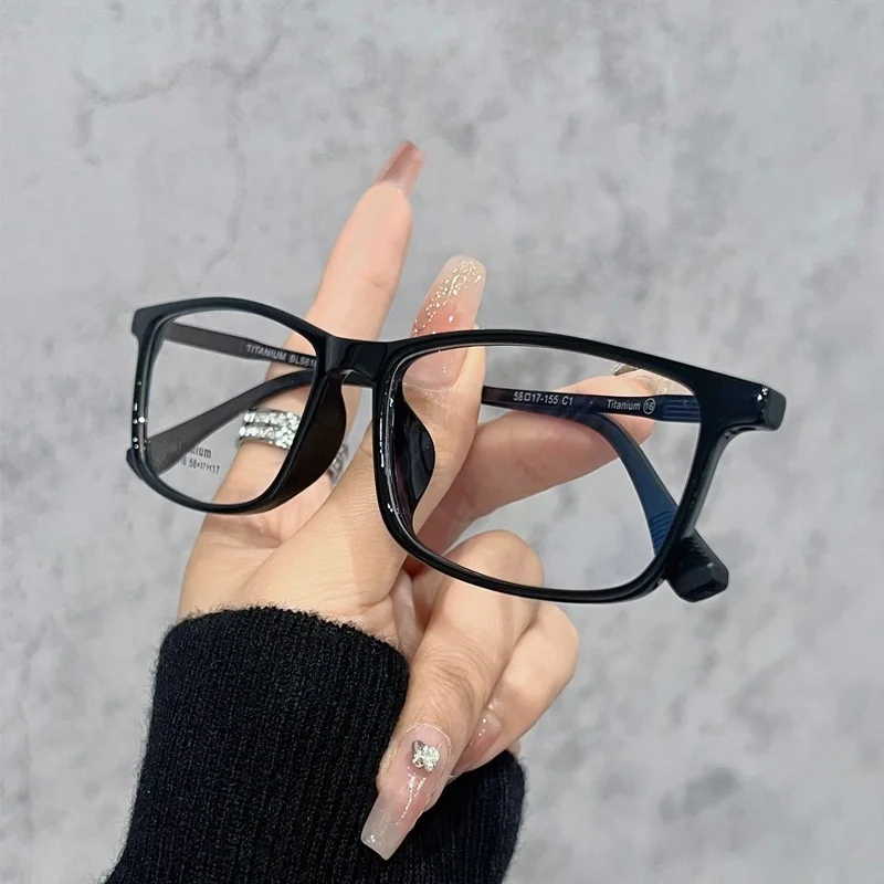 β Titan-Brillengestell, ultraleicht, quadratisch, großes Gesicht, Herren-Brillengestell, Titanbein, optische Verordnung, Herrenbrille 5816 – Detail 5