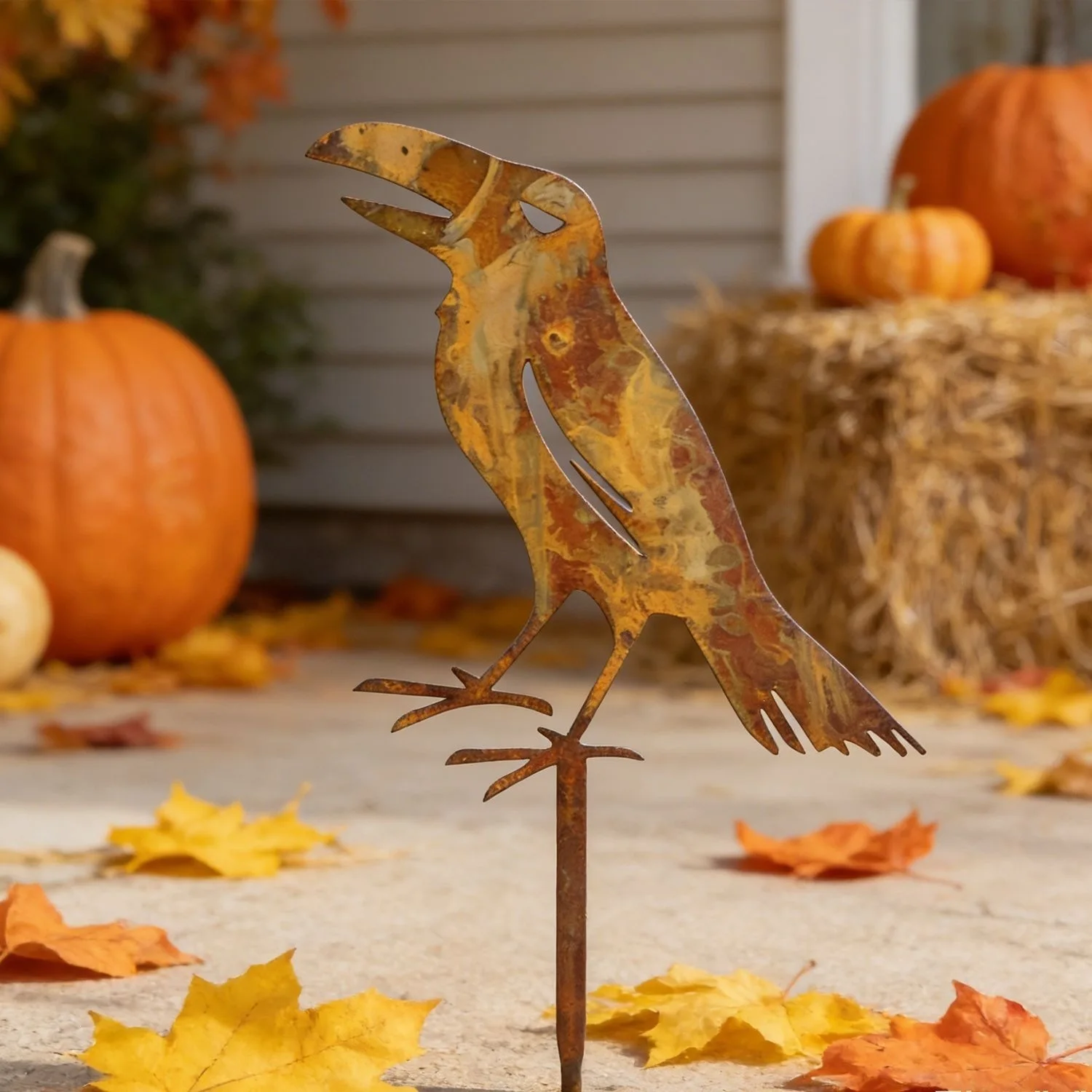 Crow Metal Garden Stake, Black Rusty Raven Silhouette Yard Art, Outdoor Lawn Halloween Bird Decor Plug