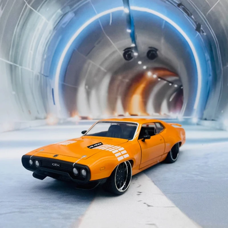

Jada масштаб 1:24 Plymouth GTX сплав имитация модели автомобиля статическая коллекция украшенные праздничные подарки игрушки сувенирный подарок