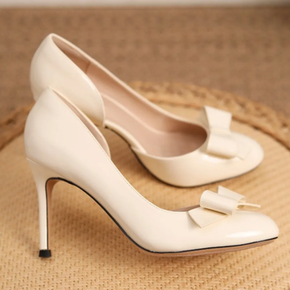 

Женские туфли на высоком каблуке с черным боковым пространством на высоком тонком каблуке, красивые темпераментные женские туфли из лакированной кожи с бантом и круглой головкой