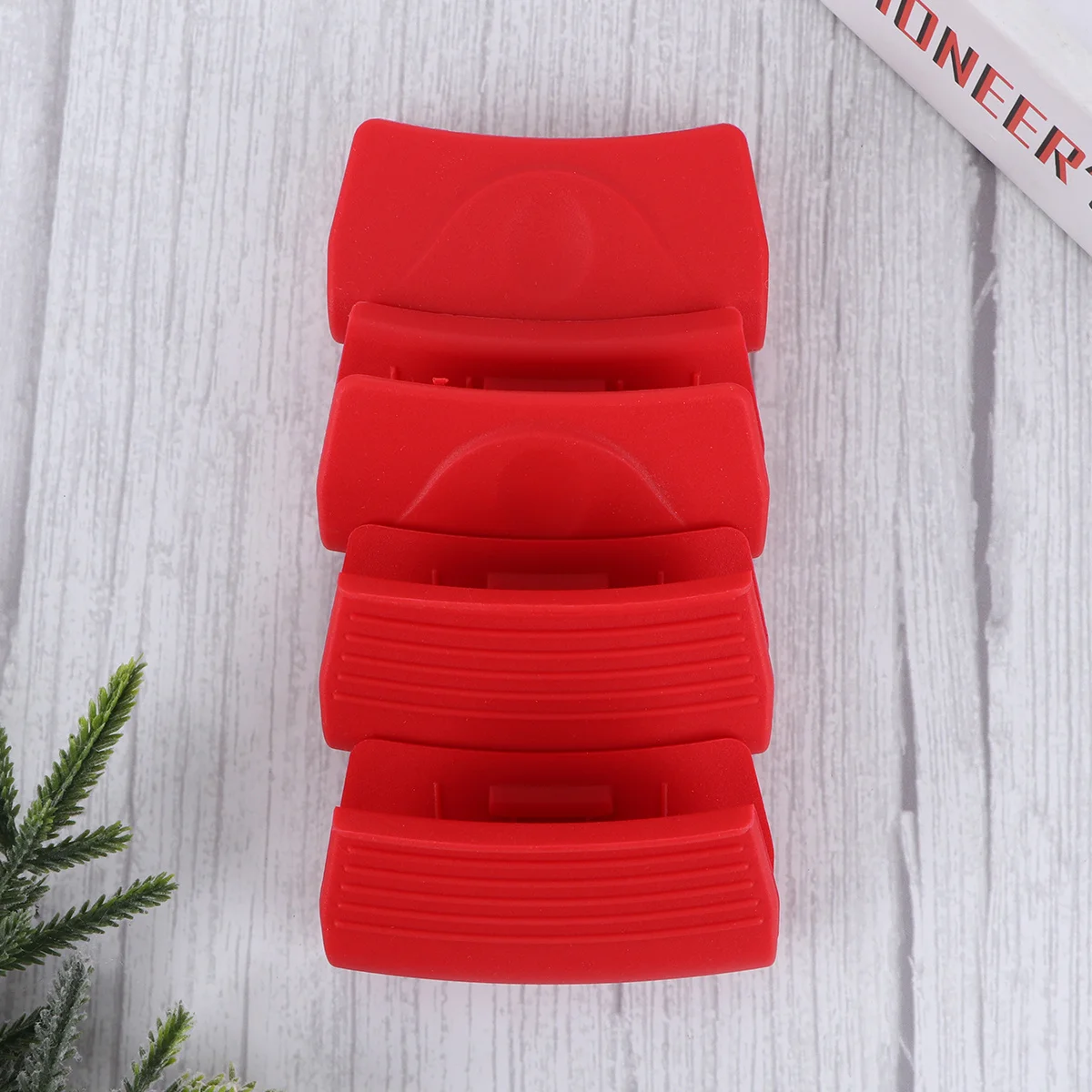

4Pcs Heat Resistant Anti-Scald Grips Silicone Pot Handle Covers Kitchen Mitts Red Pot Handle Covers Silicone Grips