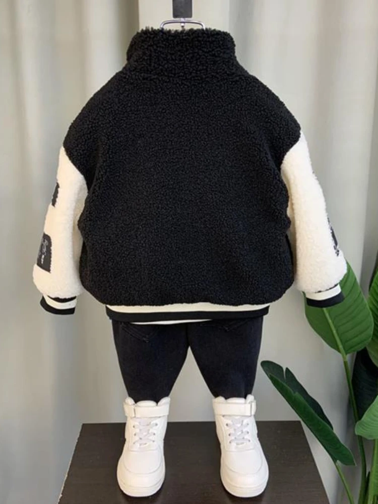 Boys Fleece Lined Baseball Jacket 2026 New Winter Thickened Cotton Coat Kids Casual Zip Up Outerwear Children Warm Clothing