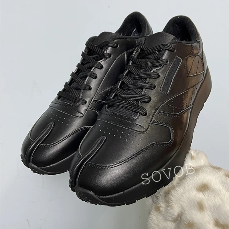 Scarpe basse con dita spaccate in vera pelle scarpe Casual stringate con fondo spesso primavera autunno scarpe da corsa Sneakers Unisex