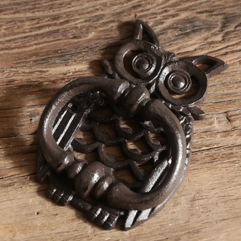 Retro and Nostalgic Cast Iron Craftsmanship Owl Door Knock Wall Decoration Home Courtyard Craftsmanship Door Knockers