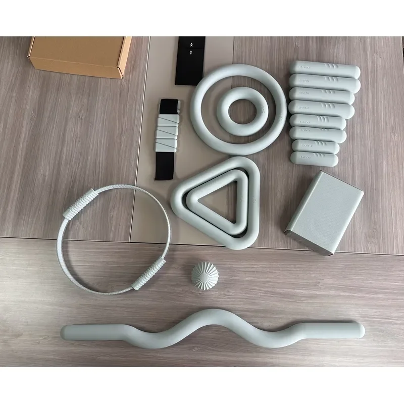 Private brand durable PVC yoga accessories set Customized beige multi-functional Pilates set Curved pad, circular resistance