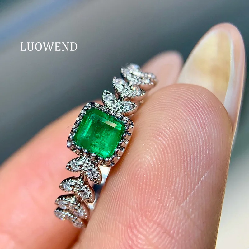 

LUOWEND 100% 18K White Gold Rings Elegant Style Shiny Diamond Natural Emerald Engagement Ring for Women High Gemstone Jewelry