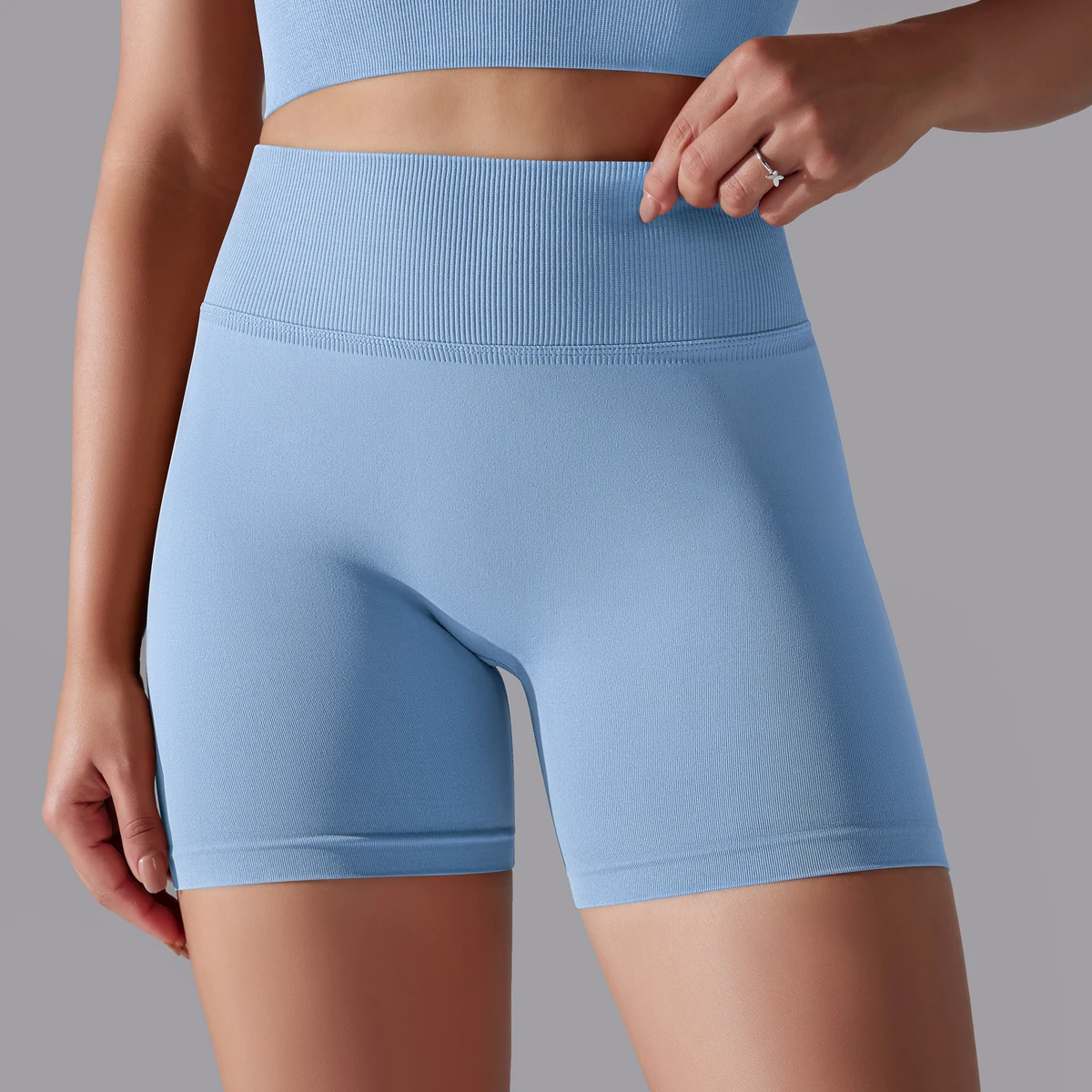 Quick-Dry Seamless Knitted Peach Buttocks Gym Sports Yoga Shorts Woman Summer Workout Hip Push Up Fitness Running Shorts