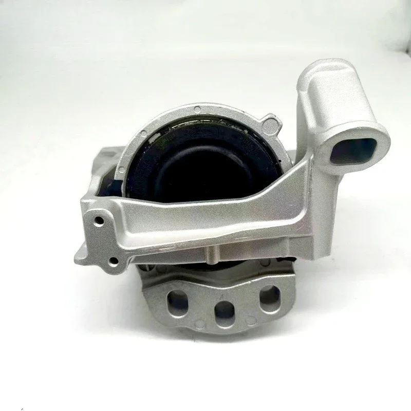 KE64-39-060 Right Engine Mount Reduce Vibration Auto Replacement Part For CX-5