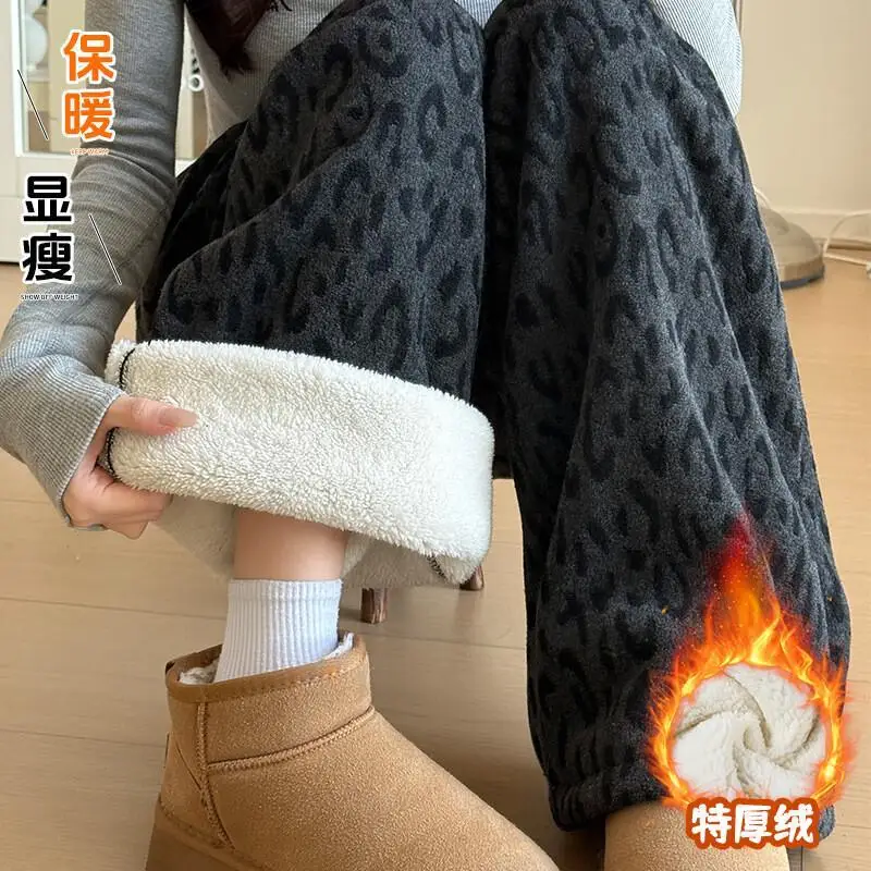 

Женские повседневные брюки, расклешенные брюки с высокой талией, на флисовой подкладке, с леопардовым принтом, толстая теплая зима-осень 2024, новая мода, свободная посадка