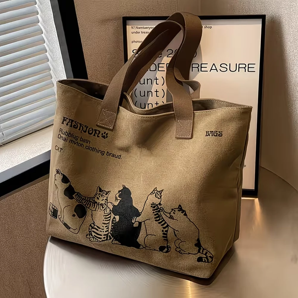 Fashionable Black Canvas Tote Bag with Cat Pattern - Large Capacity, Zipper Closure, Women's Shoulder Tote Bag, Suitable for Spring and Summer, Gift for Female Students |   Fantasy Cat Design |   Durable Canvas Material