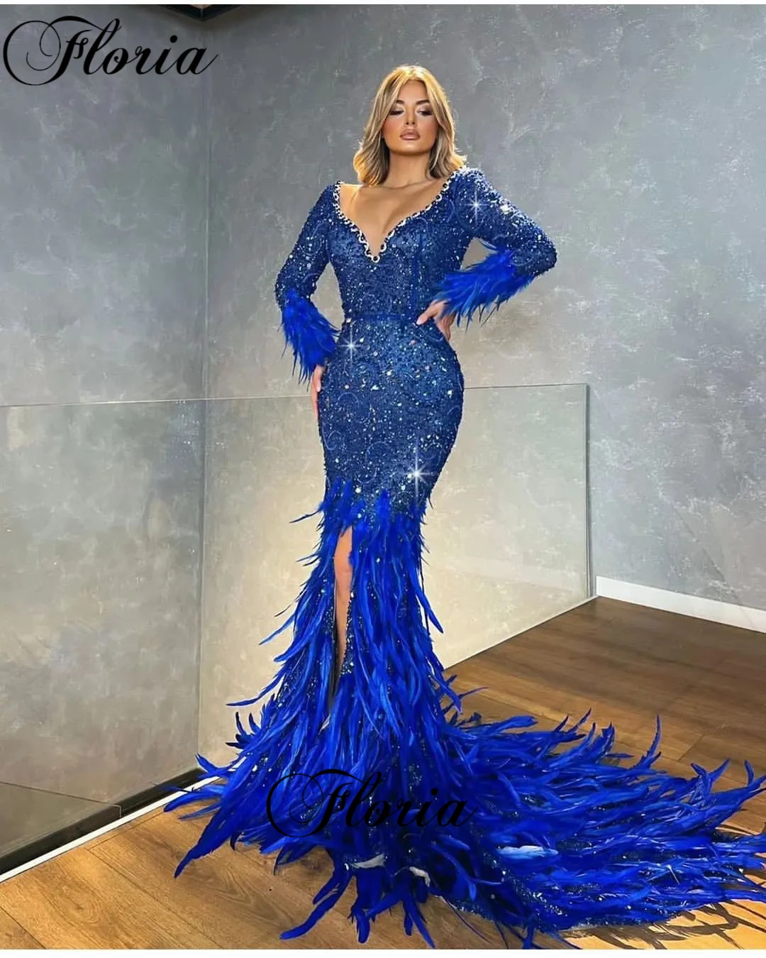 

Royal Blue Beaded Evening Dresses Feathers Long Sleeves Evening Gowns Luxury Robes De Soirée Crystals Celebrity Dresses 2023