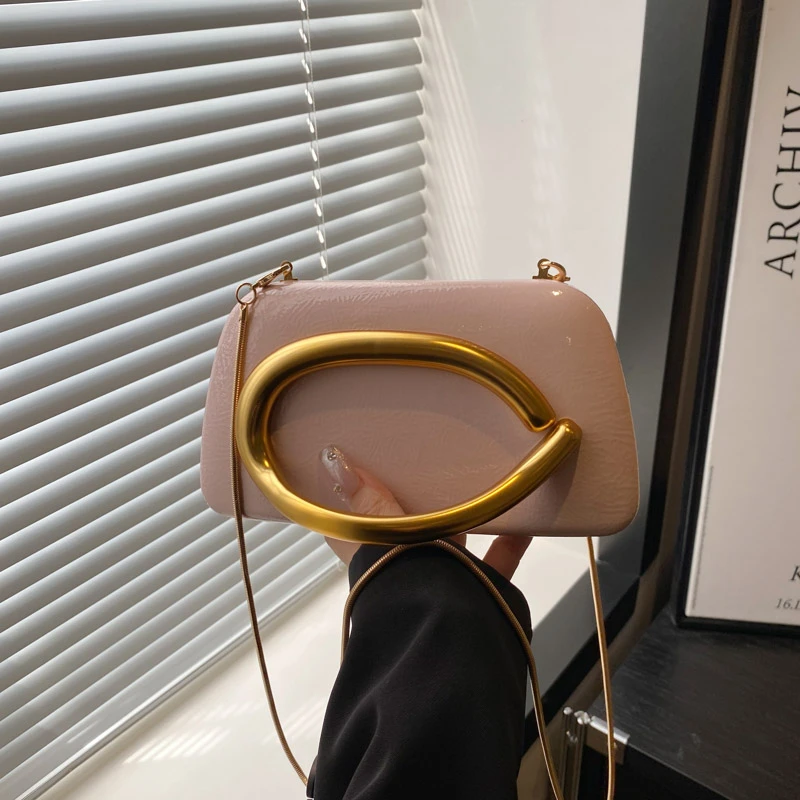 

Elegant Women's Leather Shoulder Bag Luxury Fashion Handbag Classic Designer Crossbody Tote For Daily Elegant Look