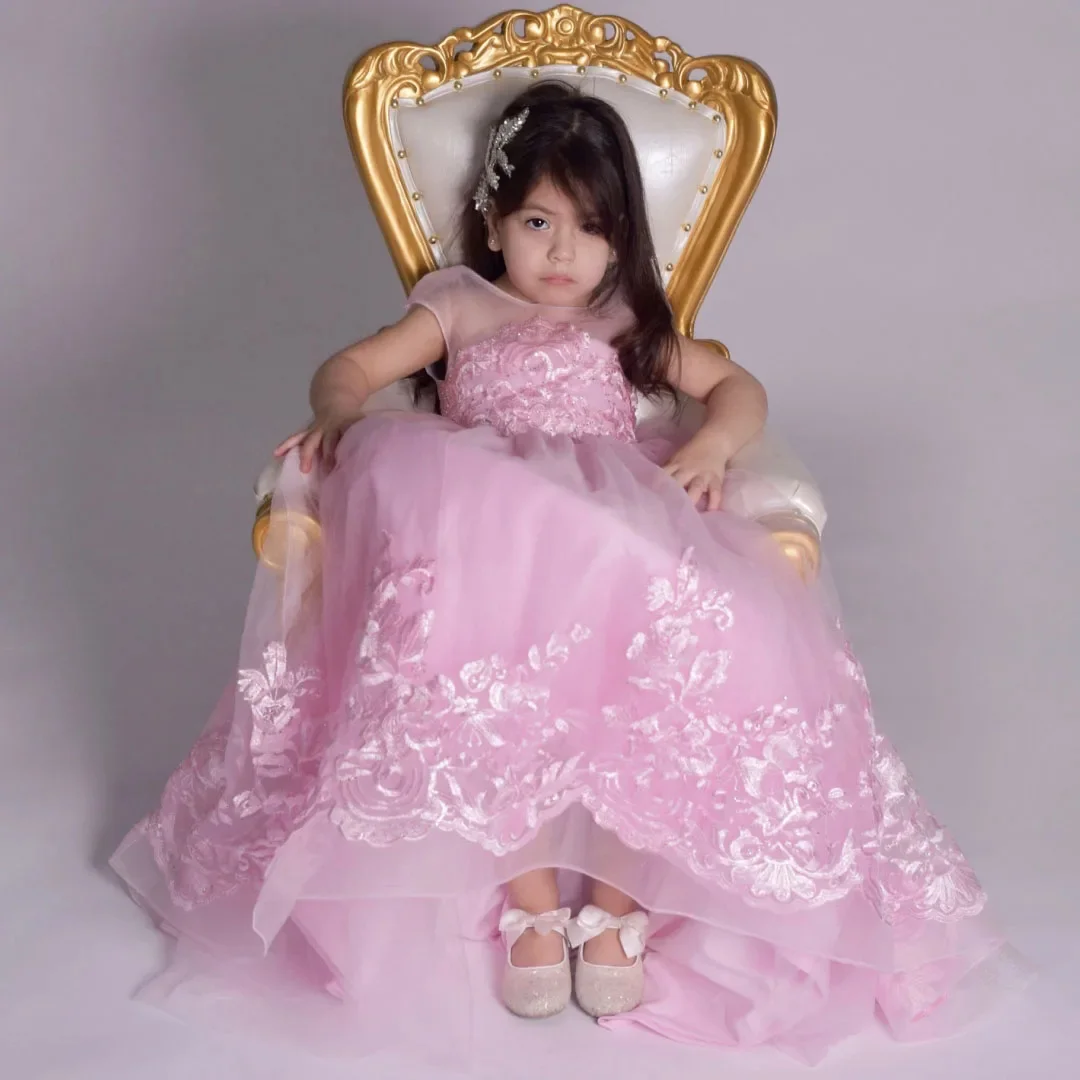 

Customized Pink Flower Girl Dress For Wedding Appliques Tulle Floor Length Classic Princess Birthday Gift First Communion Gown
