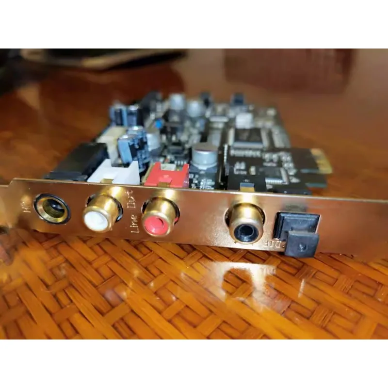 2.0 channel rhythm pcie version built-in HIFI sound card 4 op amp coaxial decoder headamp