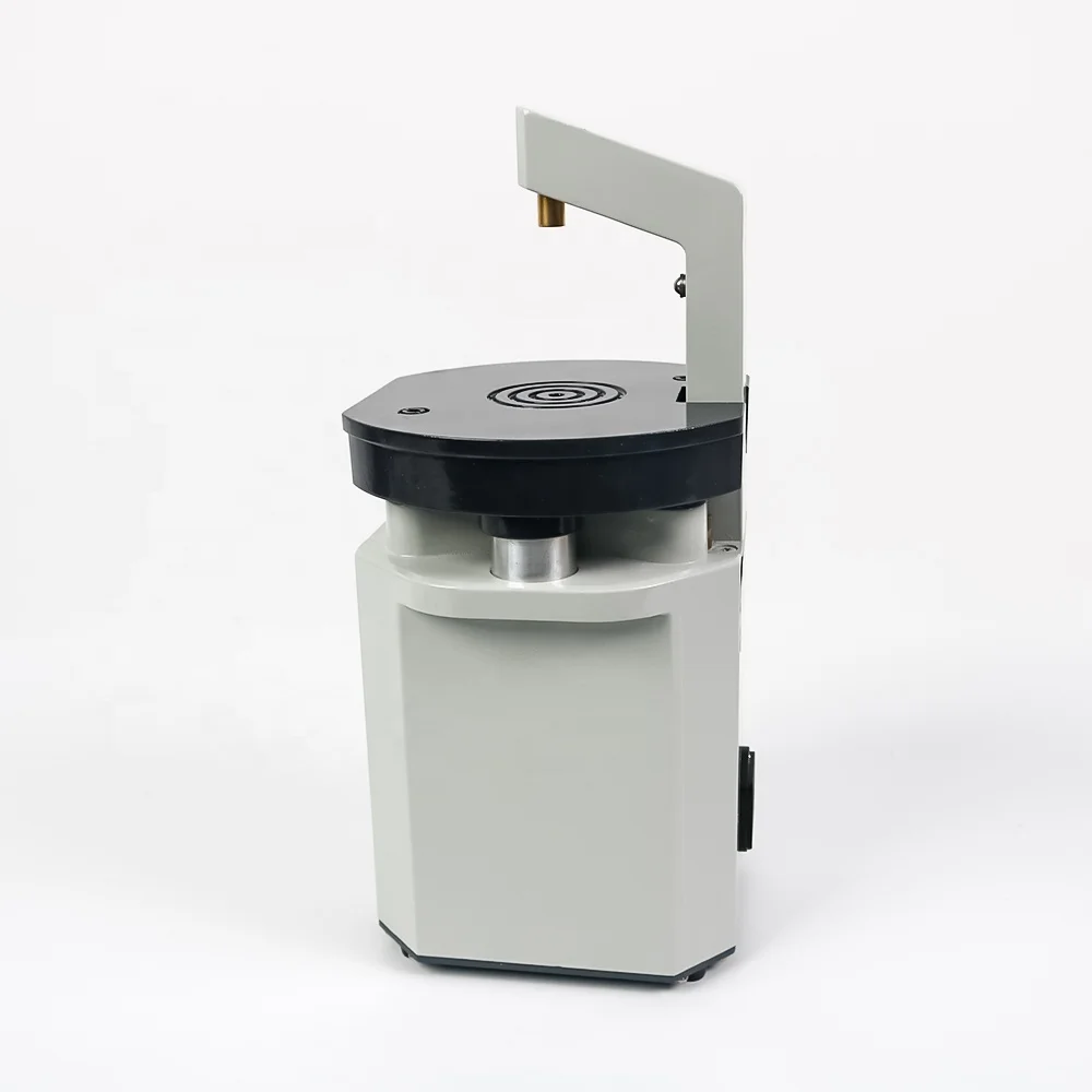 歯科技工所の石膏モデル レーザーピンニングボール盤