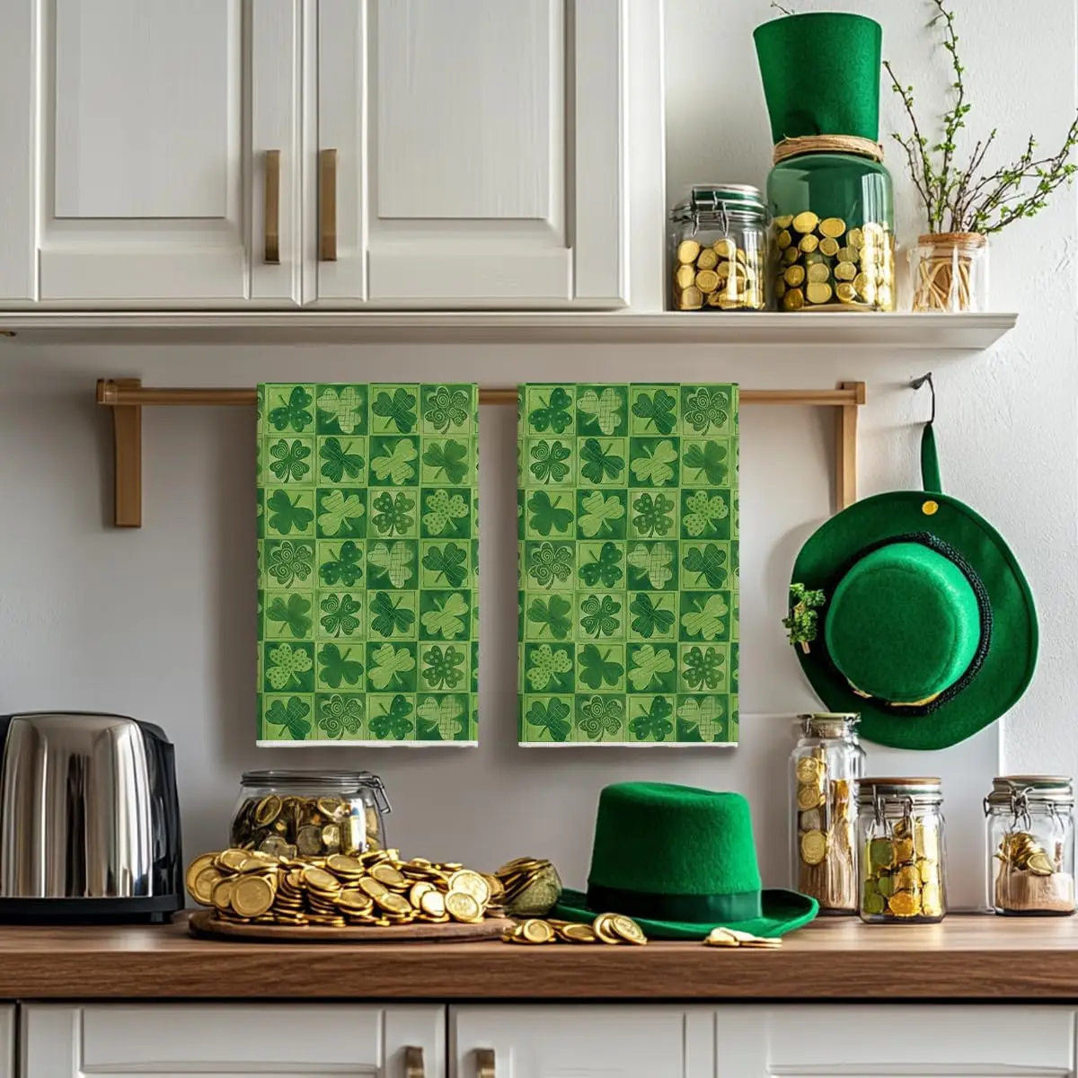 2Pcs, St. Patrick's Day Green Plaid Clover Kitchen Towel, 40Cm*60Cm Towel Set, Super Absorbent Soft Cleaning Cloth, Cooking and Baking Tea Towel, Hand Towel, Cleaning Cloth, Dishcloth, Kitchen Decoration, Living Room Decoration, Kitchen Essentials, Home Essentials