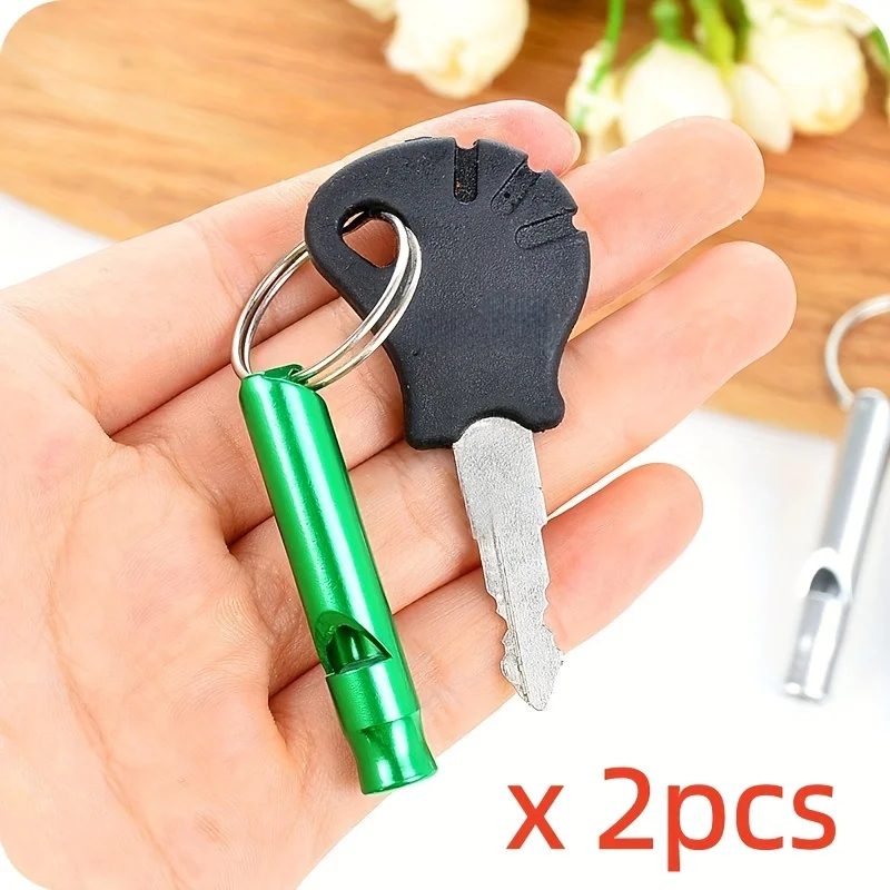 2pcs Random Color aluminum alloy whistle keychain, outdoor portable whistle, novelty keychain