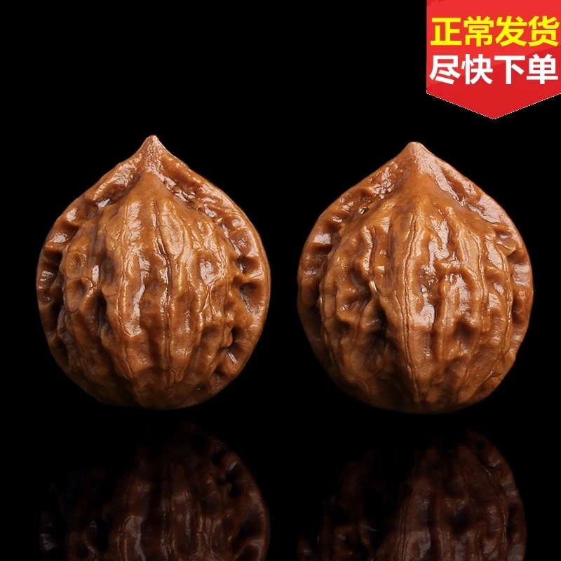Exquisite small-sized mini hand-held walnuts men and women, suitable for fidgeting with thick ridges, in the shape of an oct