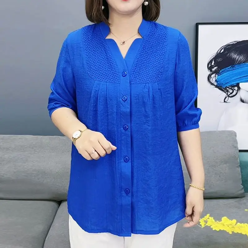 Stylish Spliced Casual V-Neck Blouse Summer New 3/4 Sleeve Female Clothing Solid Color Folds Loose Commute Single-breasted Shirt