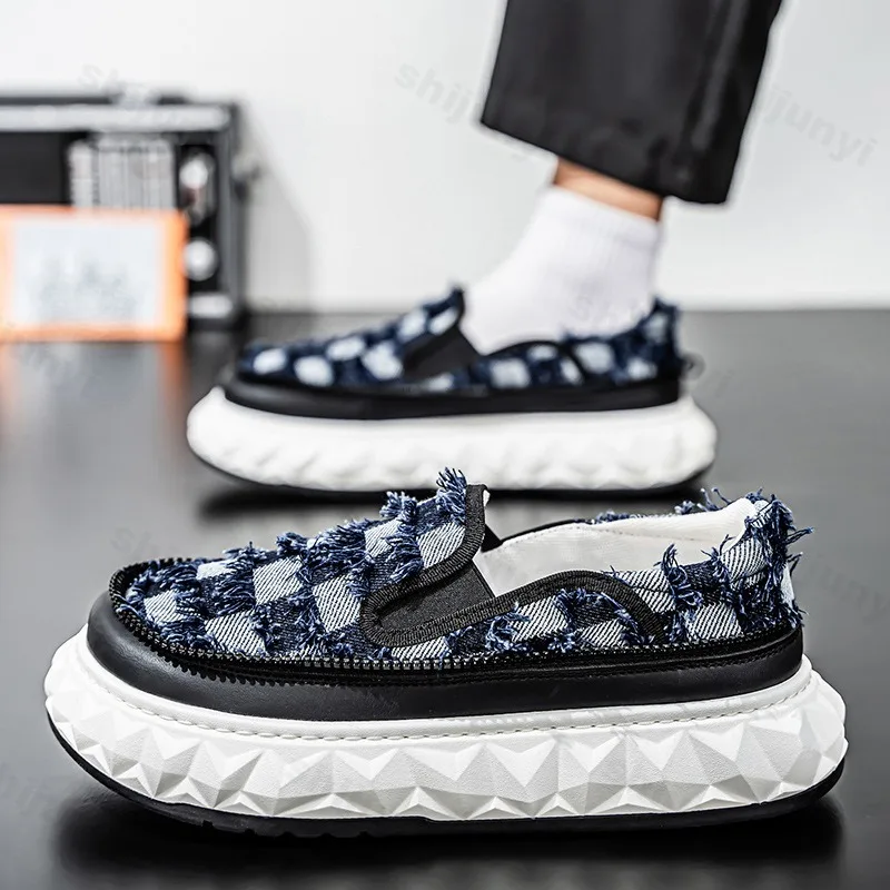 

Men's Fashion Casual Shoes 2025 Summer New Comfortable Versatile Lightweight Outdoor Beach Sports Shoes Slip on Chunky sneakers