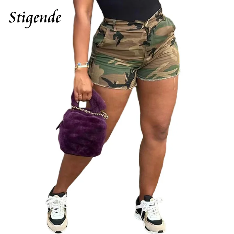 

Stigende Women Summer Ripped Camouflage Shorts