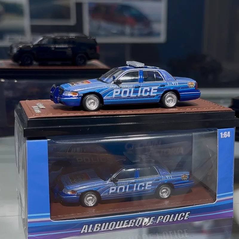 Nuovo In Magazzino Goc Apa Xpo 1:64 Ford Victoria Albuquerque Polizia Salto Suburbana Bocca di Squalo Allloy In Miniatura Pressofuso Giocattoli Personalizzati