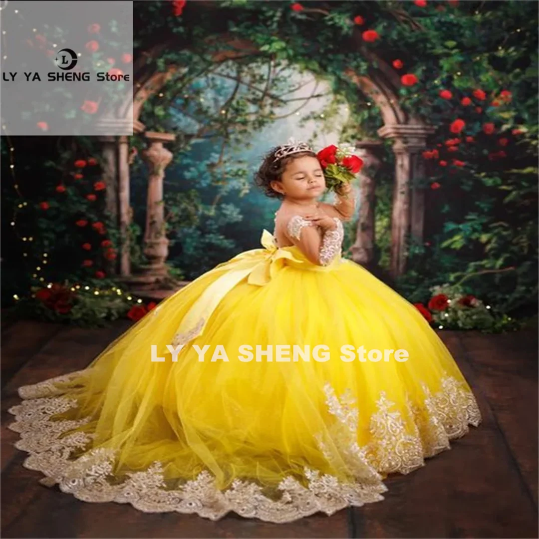 

Long Trains Fluffy Flower Girl Dress Yellow For Wedding White lace appliqués With Bow Eucharistic Birthday Party Dresses