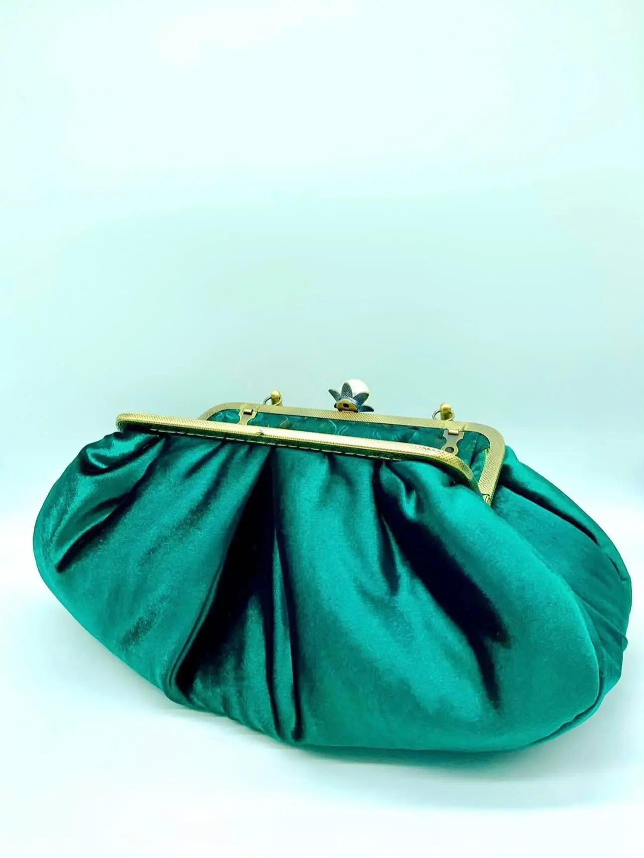 فقدت في حقيبة مخملية خمر كبيرة فضية اللون اللؤلؤ إغلاق منتفخ حقيبة مساء مخلب محفظة إطار معدني مخلب 36x18x12 سنتيمتر #4