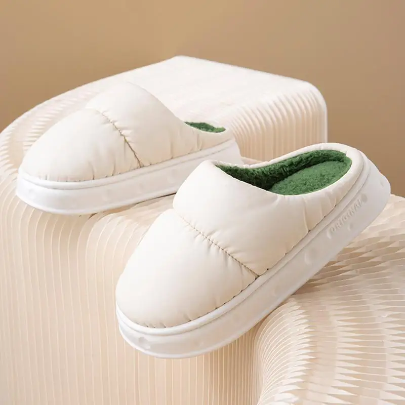 Weiche, dicke, wasserdichte Hausschuhe für Herren, Winter 2026, warme Plüsch-Innenschuhe, Übergröße 47, Paar-Baumwoll-Hausschuhe. – Detail 3