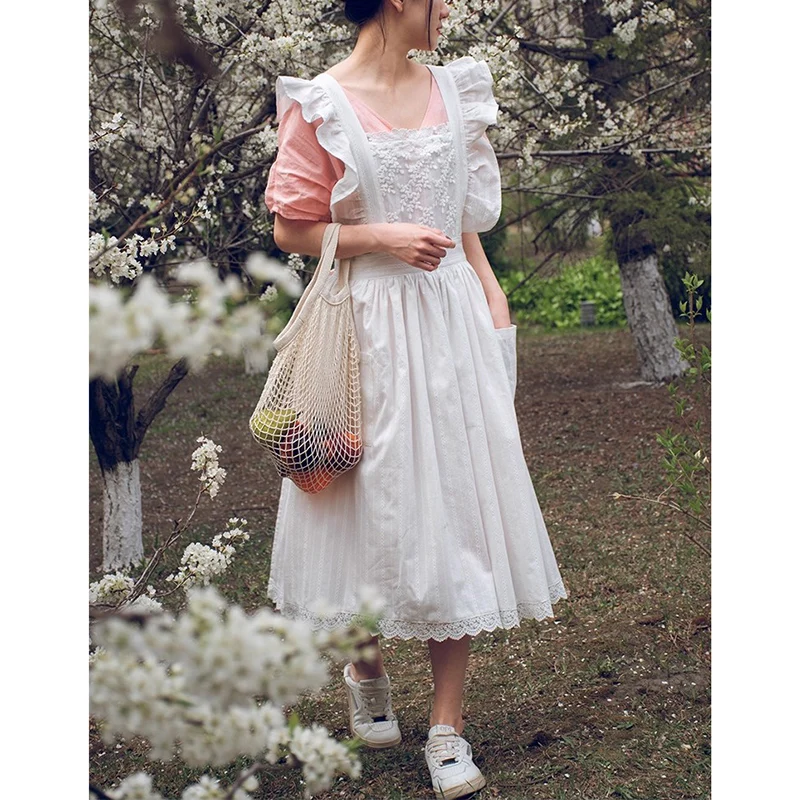 Cross Back Lace Flower Woman Apron Long Dress Style Elegant Home Restaurant Service Cleaning Pinafore Garden Painting Nail Bib