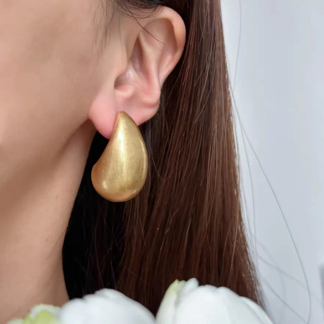Vintage Gold Plated Chunky Dome Drop Earrings for Women Matte Metal Hollow Thick Teardrop Earrings Jewelry Gift