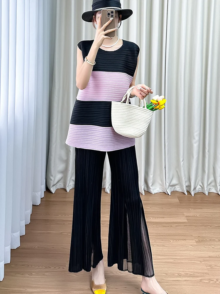 

Three-Body Artistic Creation Summer 2026 New Arrival Pure Color Wide Leg Pants Sleeveless round Neck Top Pleated Two-Piece Set