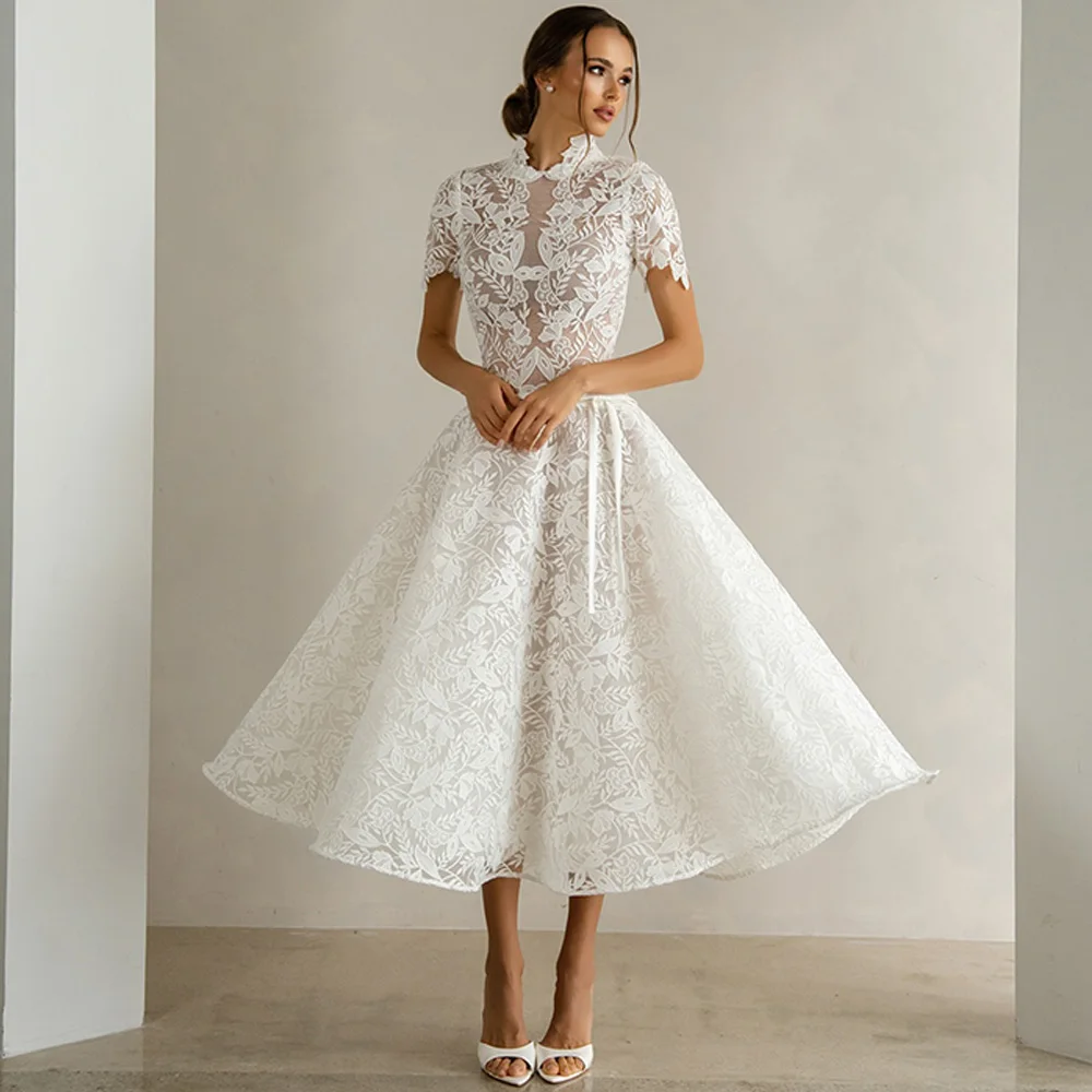 Einfache, maßgeschneiderte Brautkleider in Teelänge, luxuriöses Organza-Hochzeitskleid mit kurzen Ärmeln, exquisite Applikationen, A-Linie