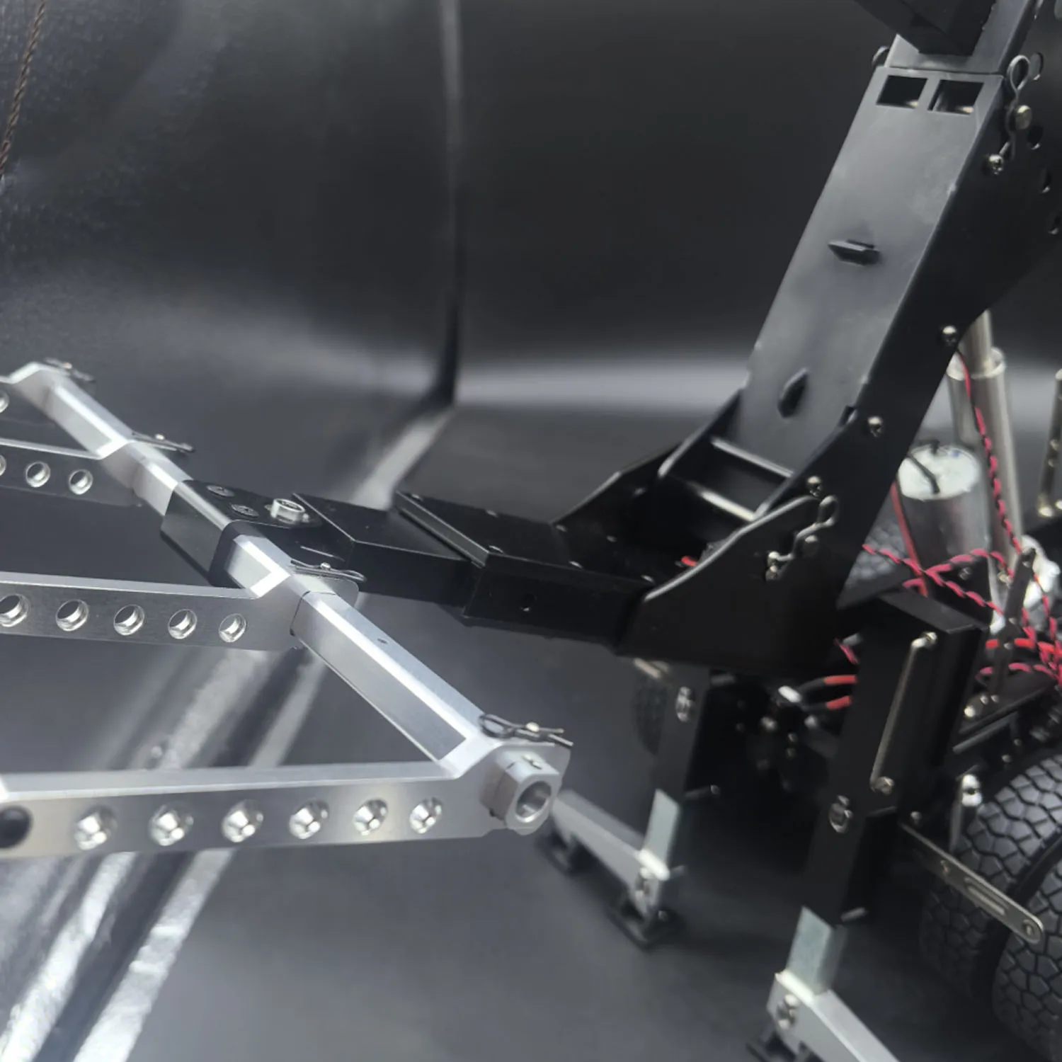 

Degree Truck Parts for 1/14 TAMIYA Remote Control Wrecker Tow Truck FH16 56362 Construction Vehicle DIY Model Upgraded Accessory