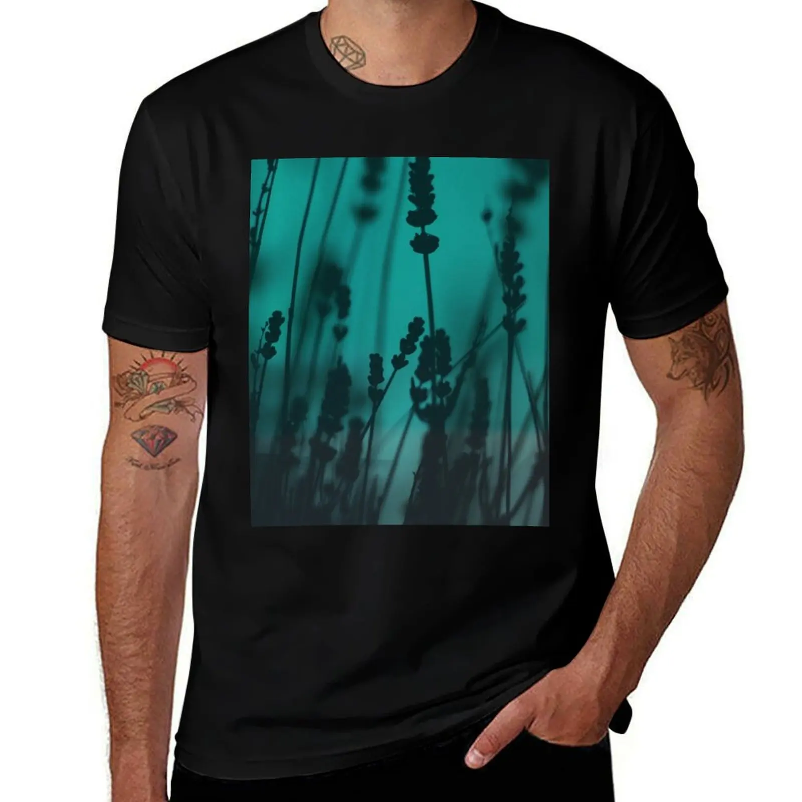 Lavender Silhouette T-Shirt Plus Size Basic Cotton T-Shirt