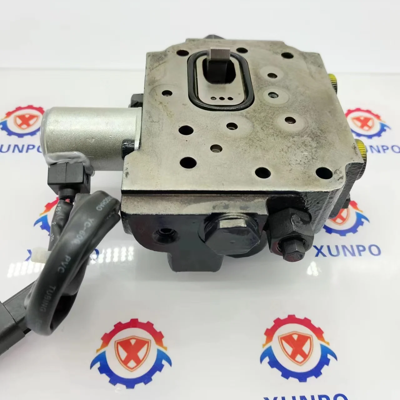 Excavator PC55MR-2 PC56-7 PC50MR-2 Main Hydraulic Pump Lifter Regulator 708-3S-03850 7083S03850