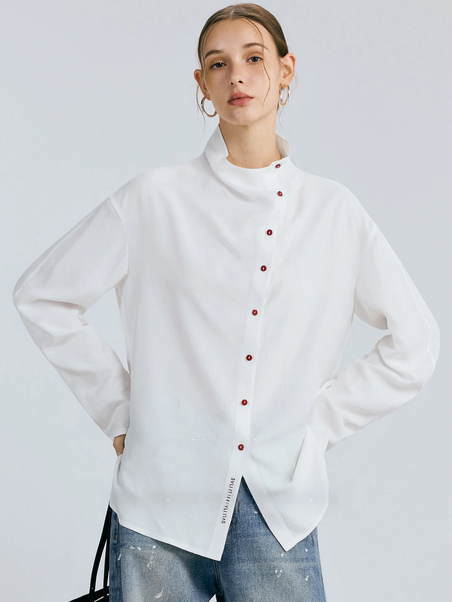 

Женская повседневная приталенная блузка SVLI с вышивкой, длинным рукавом, высоким воротником, из струящейся ацетатной ткани, для свободного движения, зимняя коллекция