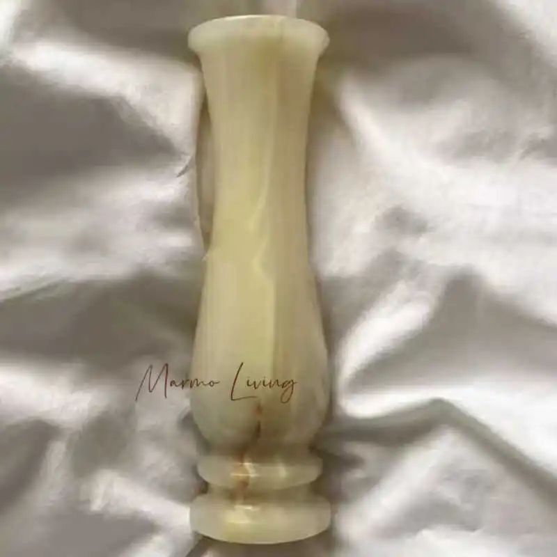 

The designer's model room villa tabletop flower arrangement decoration