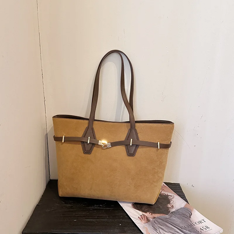 

2025 Autumn Winter Vintage Tote Bag, Spacious Shoulder Purse for Women, Luxe Commuter Crossbody, Minimalist Day-to-Night Bag