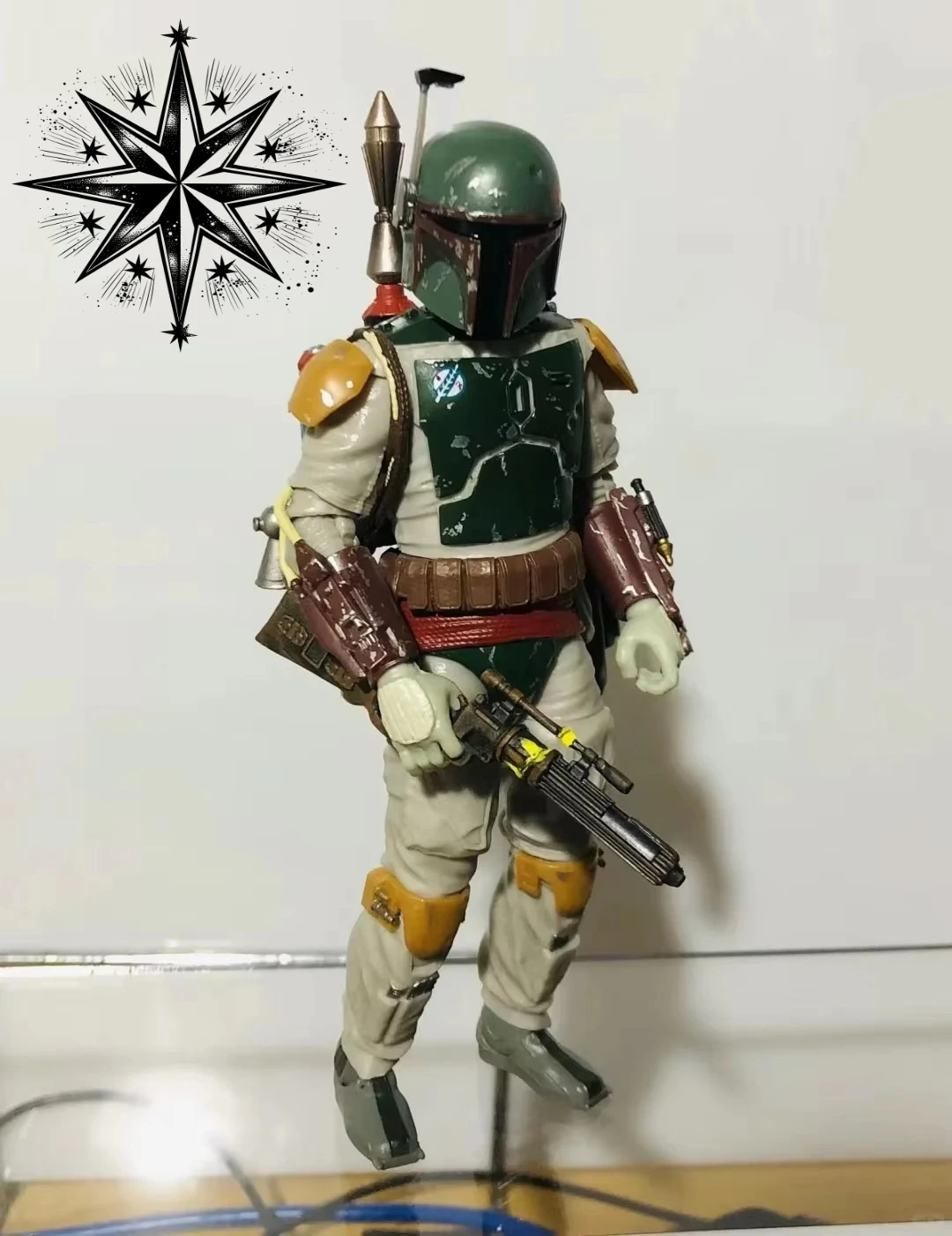 Cheaper Green Desert Shooter Anime Character Gift Toy Models, Suitable for Home Decoration and Holiday Gifts for Friends