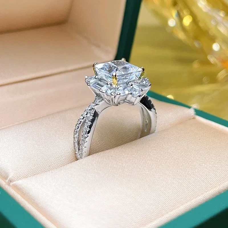 Super Shiny Diamond Ring 925 Silver Blue Fashion Women's Ring Design Minimalist Luxury Wedding Jewelry
