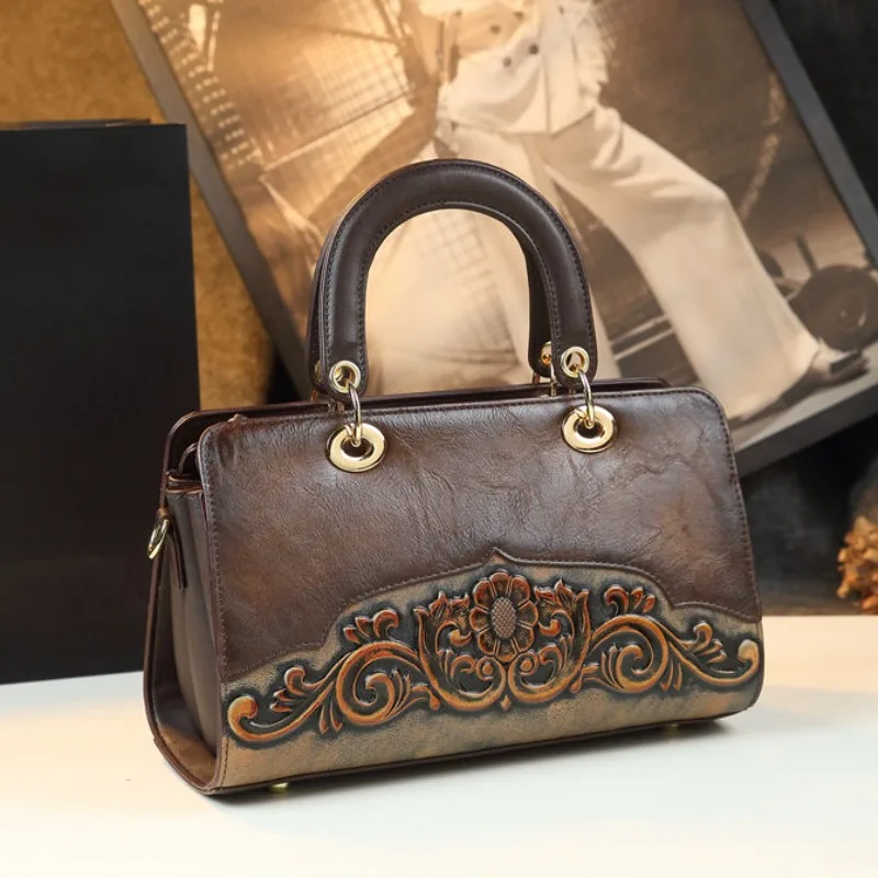 حقيبة كتف نسائية كلاسيكية من العلامة التجارية المصممة يدويًا من الجلد ذات سعة كبيرة منقوشة للنساء