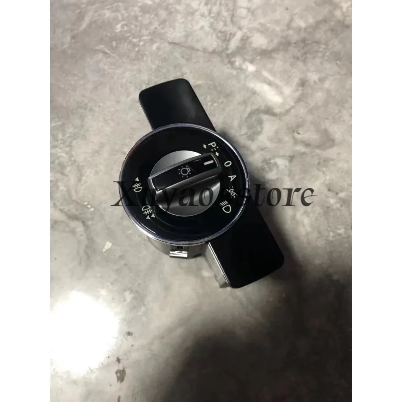 Suitable for Mercedes-Benz C-Class E-Class W212W204C200C300E260E200 headlight switch, headlight adjustment lighting switch