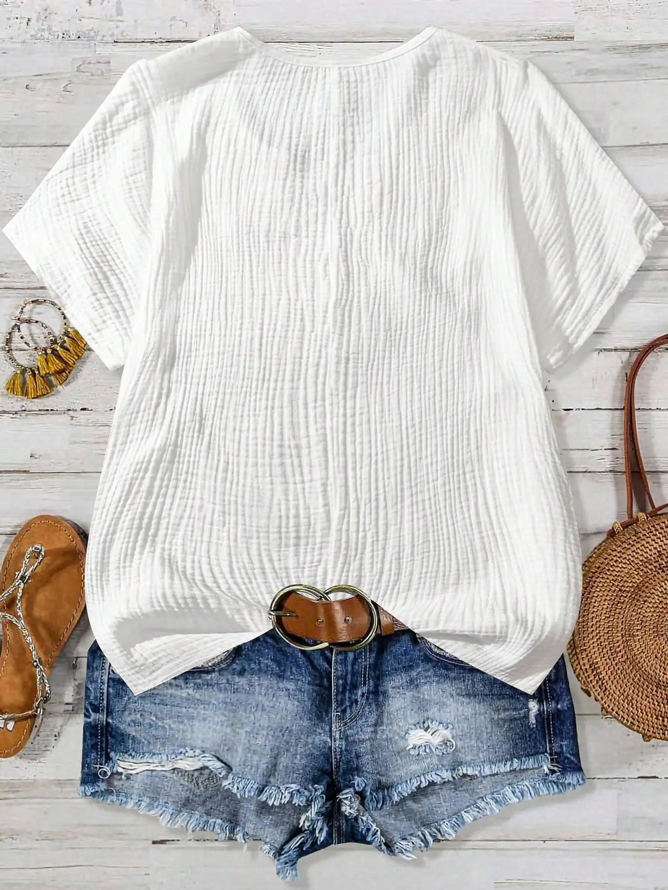 

Women's Casual White Lace Embroidered Short Sleeve Blouse