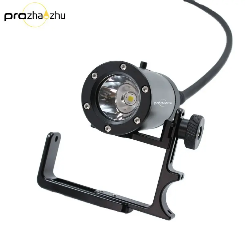 Professional XHP70 LED 4000 Lumen กระป๋องดําน้ําแบตเตอรี่ IP68 150M 3 โหมดดําน้ําไฟ