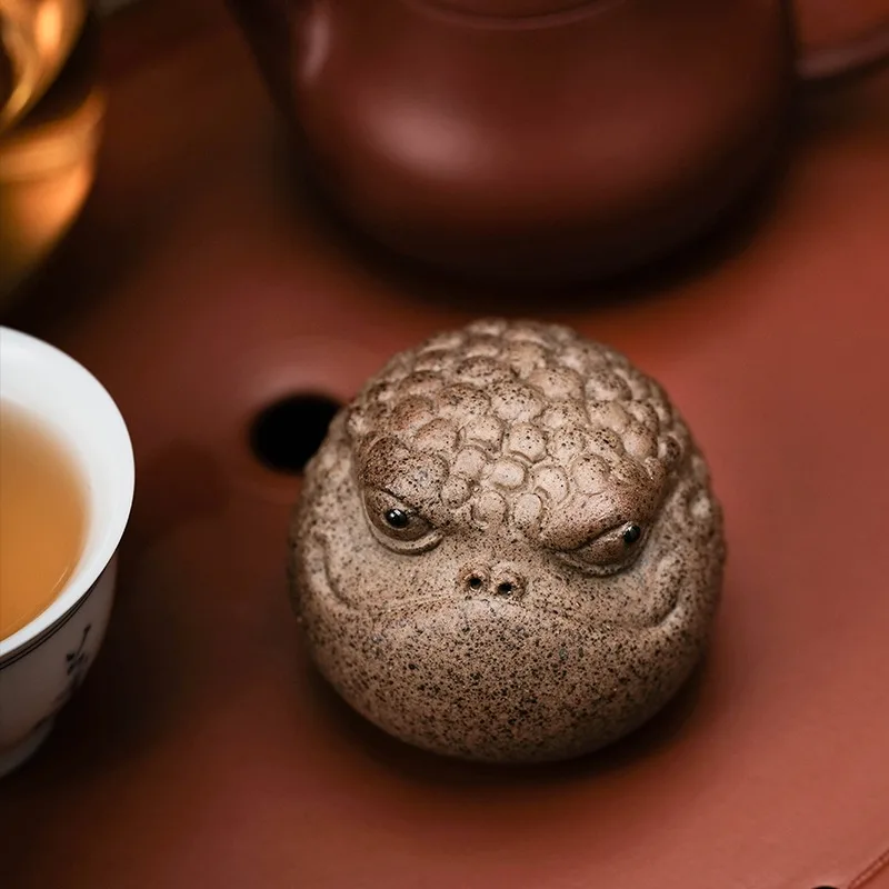 Coarse pottery Golden Toad Tea Pet Creative Wealth Tea Play Ceramic Ornaments Gongfu Tea Accessories Tea ceremony Decoration