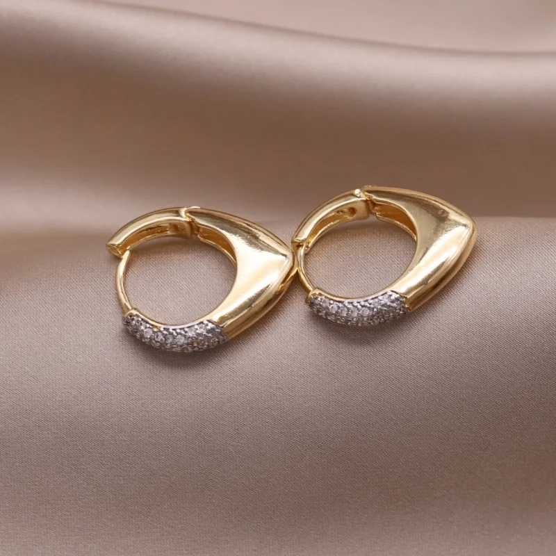 Korean new design fashion jewelry two-color plated metal love zircon earrings elegant women's daily work accessories