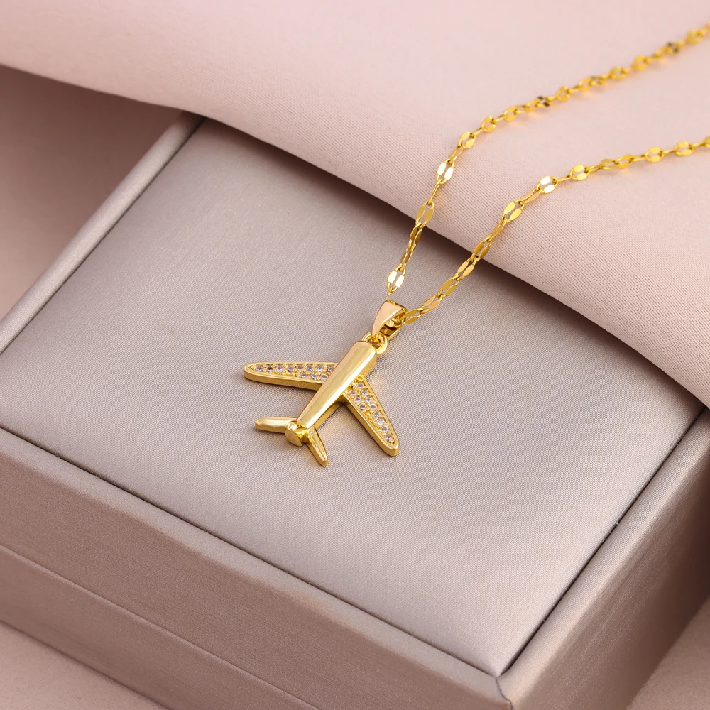 New Fashion 18K Gold Plated Airplane Pendant Necklaces For Women Trendy Female Stainless Steel Clavicle Chain Jewelry Wholesale