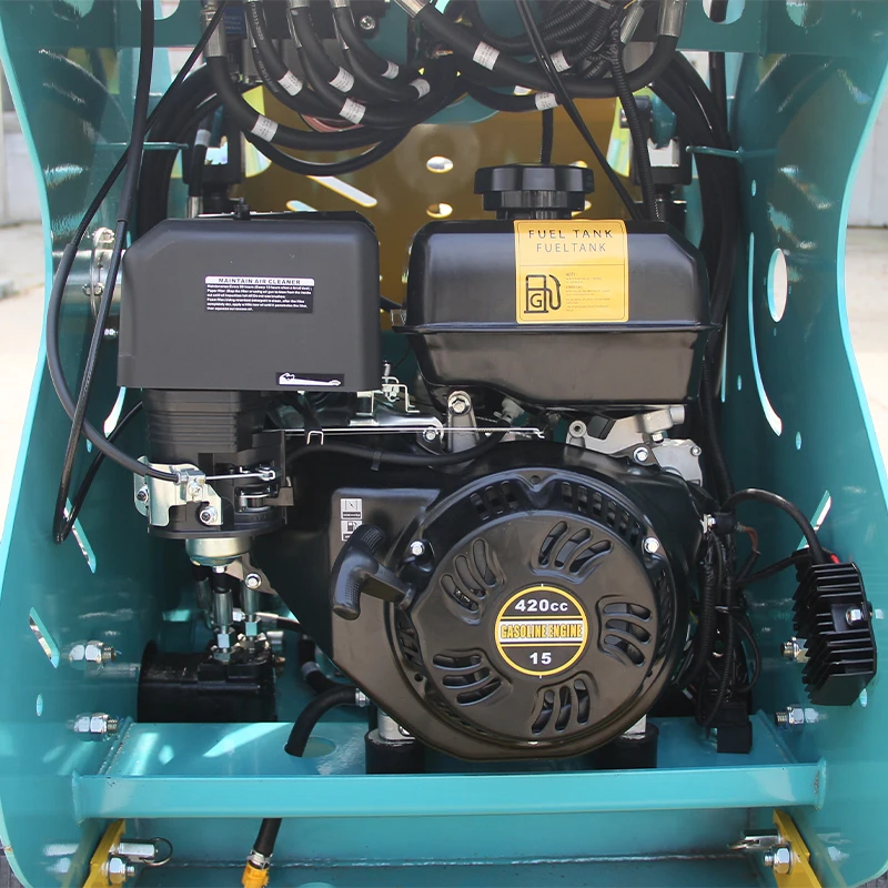 جديد 13.5hp جرافة انزلاقية صغيرة مع دلو مرفق محرك البنزين EPA CE معتمد لزراعة المناظر الطبيعية في الحديقة