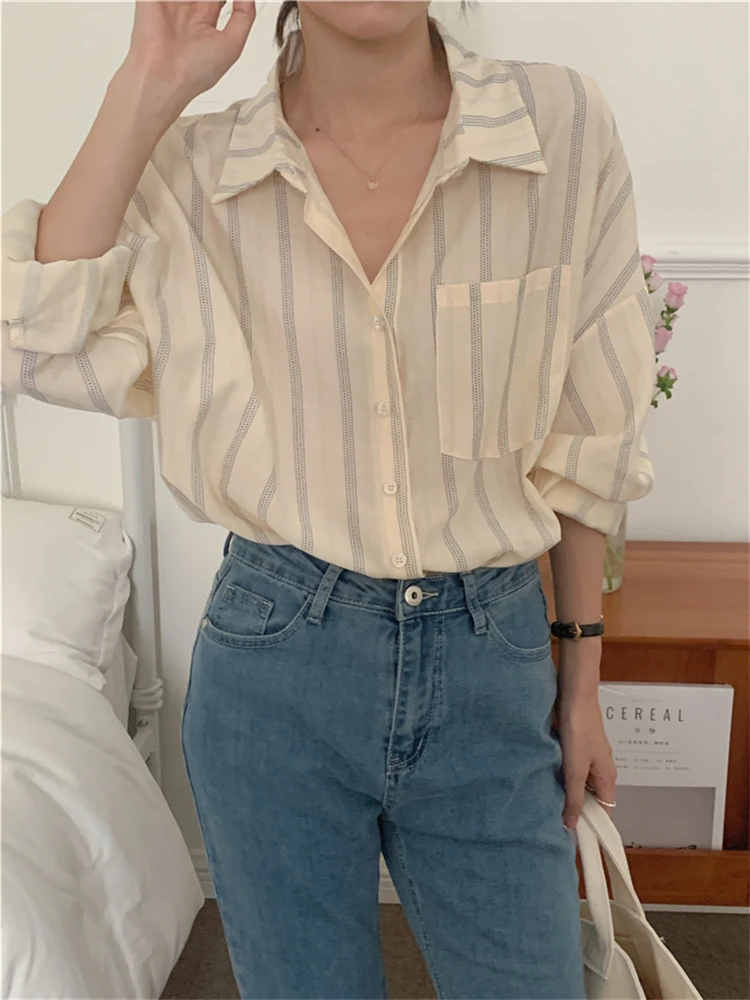 BL9507 New 2024 Korean Fashion Vintage Striped Oversized Casual Pockets Shirts Women Spring Summer Elegant Blouses Lady Tops